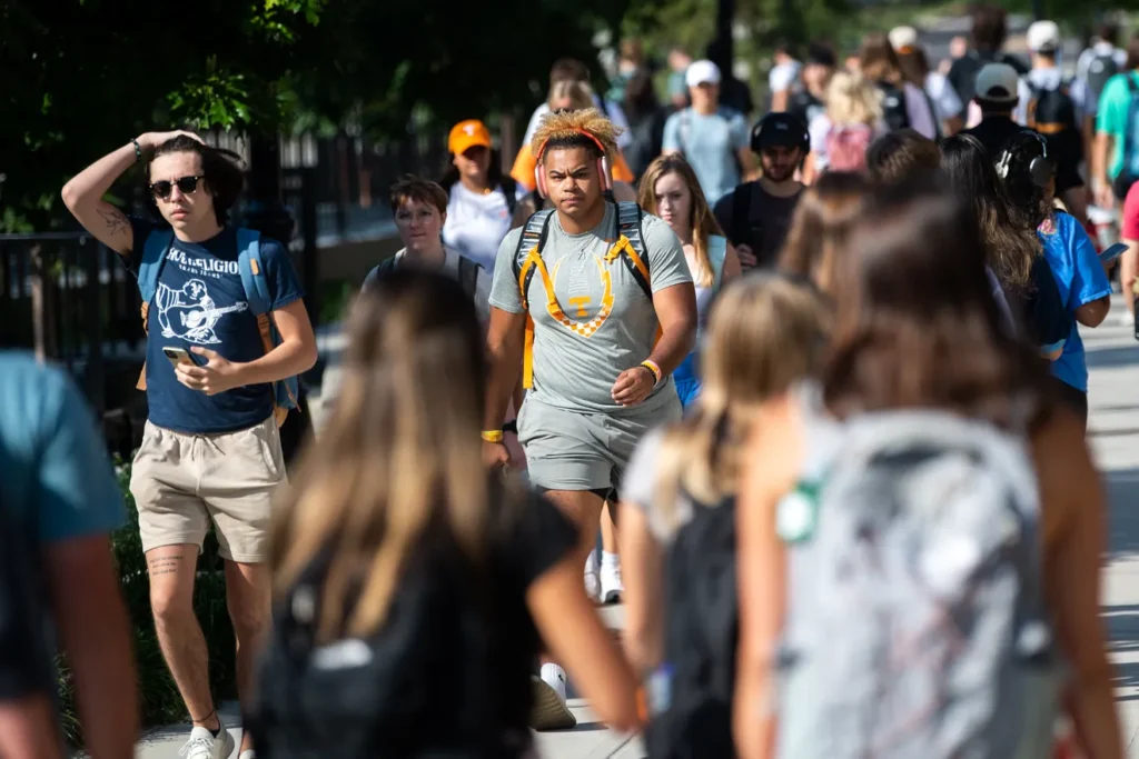 Students walk past Fred Brown Hall during the first day of the fall semester on the University of Tennessee's campus in Knoxville on Wednesday, August 23, 2023. Brianna Paciorka/News Sentinel